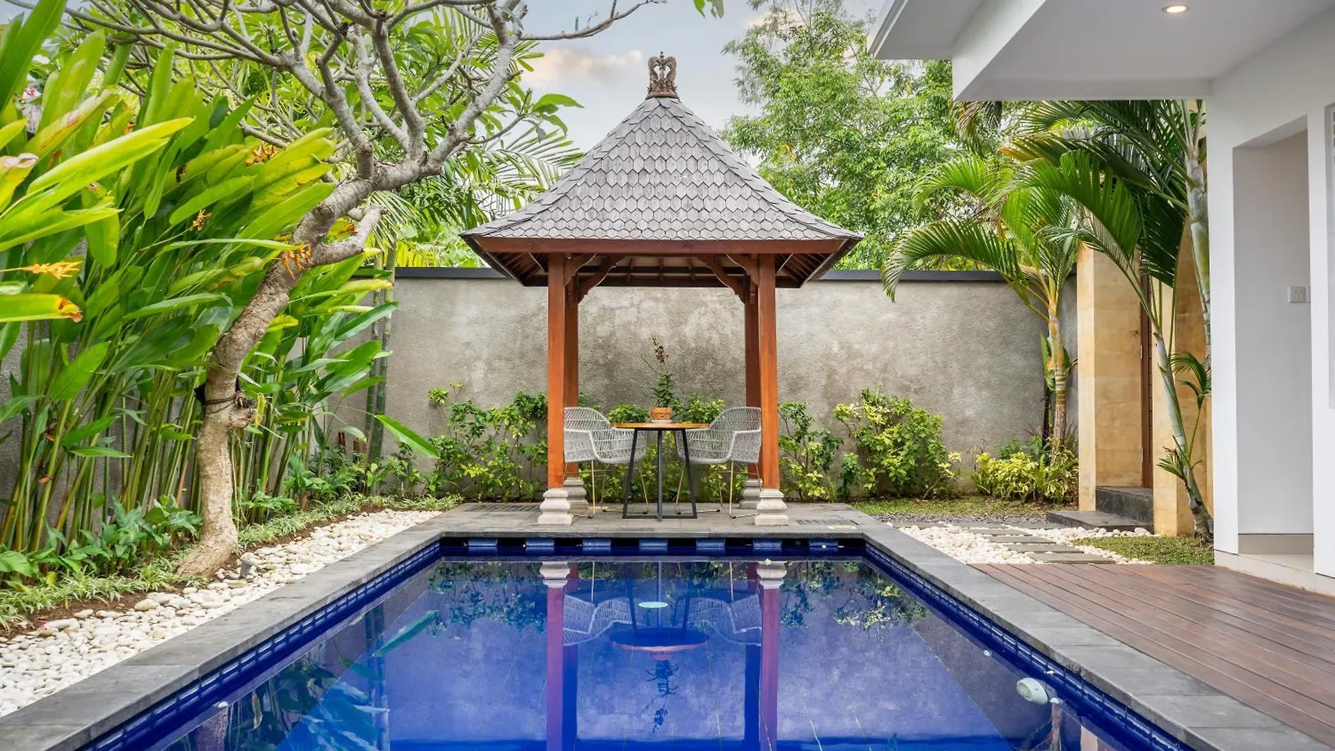 Arts Biyu Villa Two-Bedroom With Private Pool Kuta Seminyak