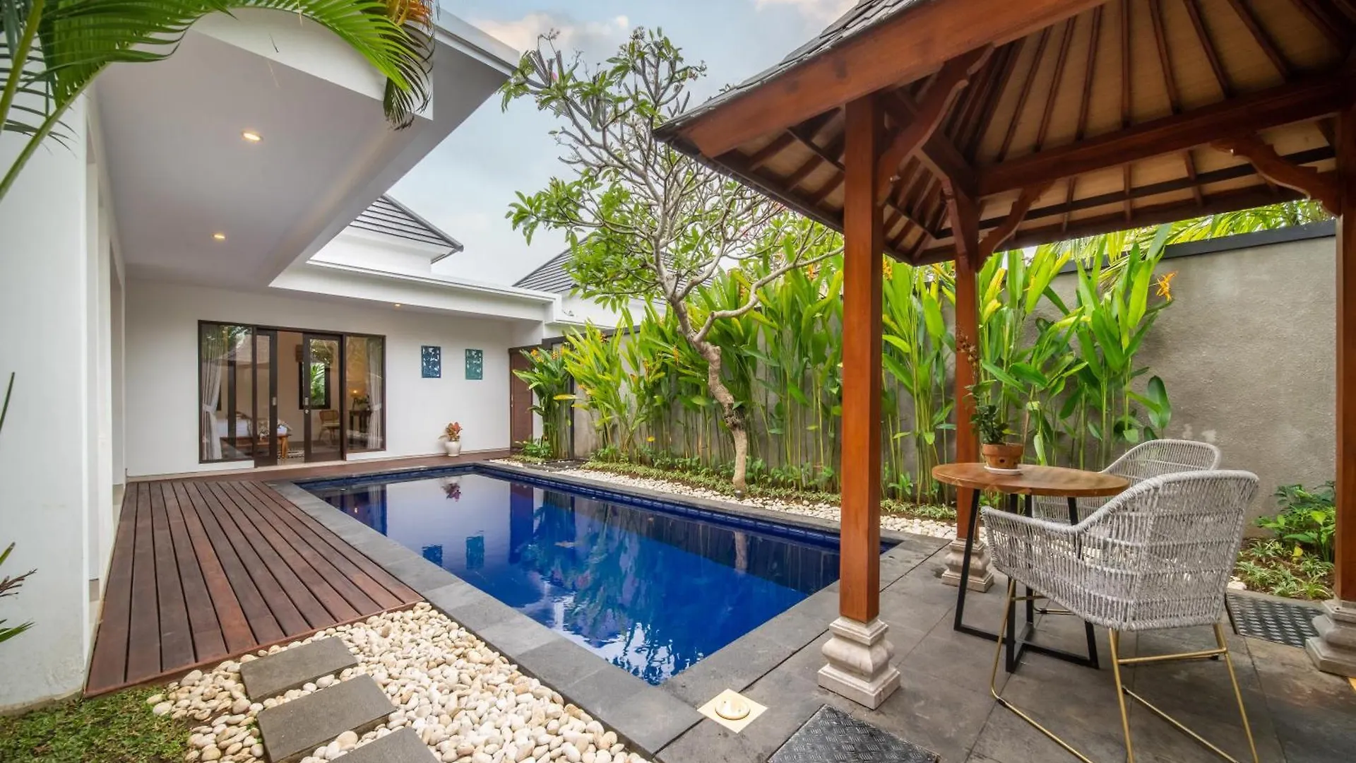 Arts Biyu Villa Two-Bedroom With Private Pool Kuta Seminyak