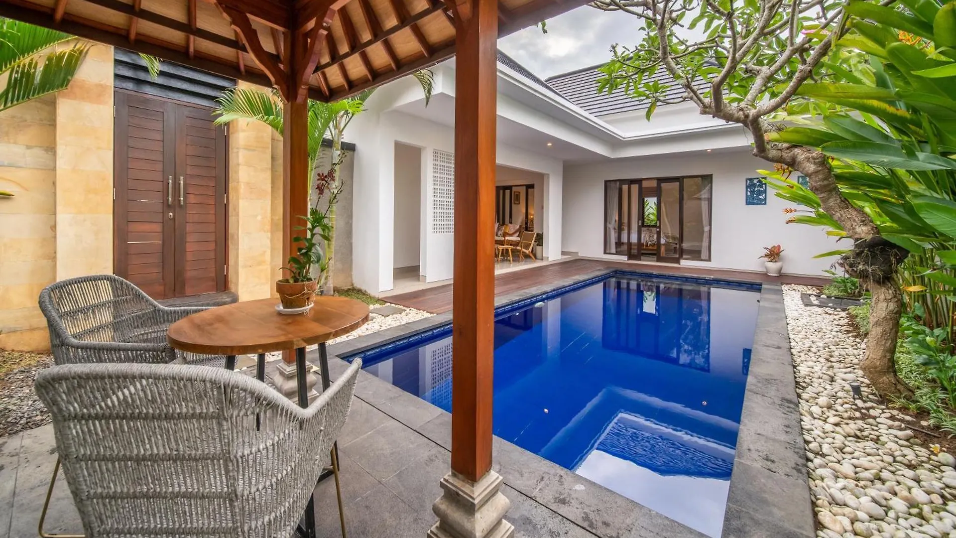 Arts Biyu Villa Two-Bedroom With Private Pool Kuta Seminyak  0*, Seminyak (Bali) Indonesia