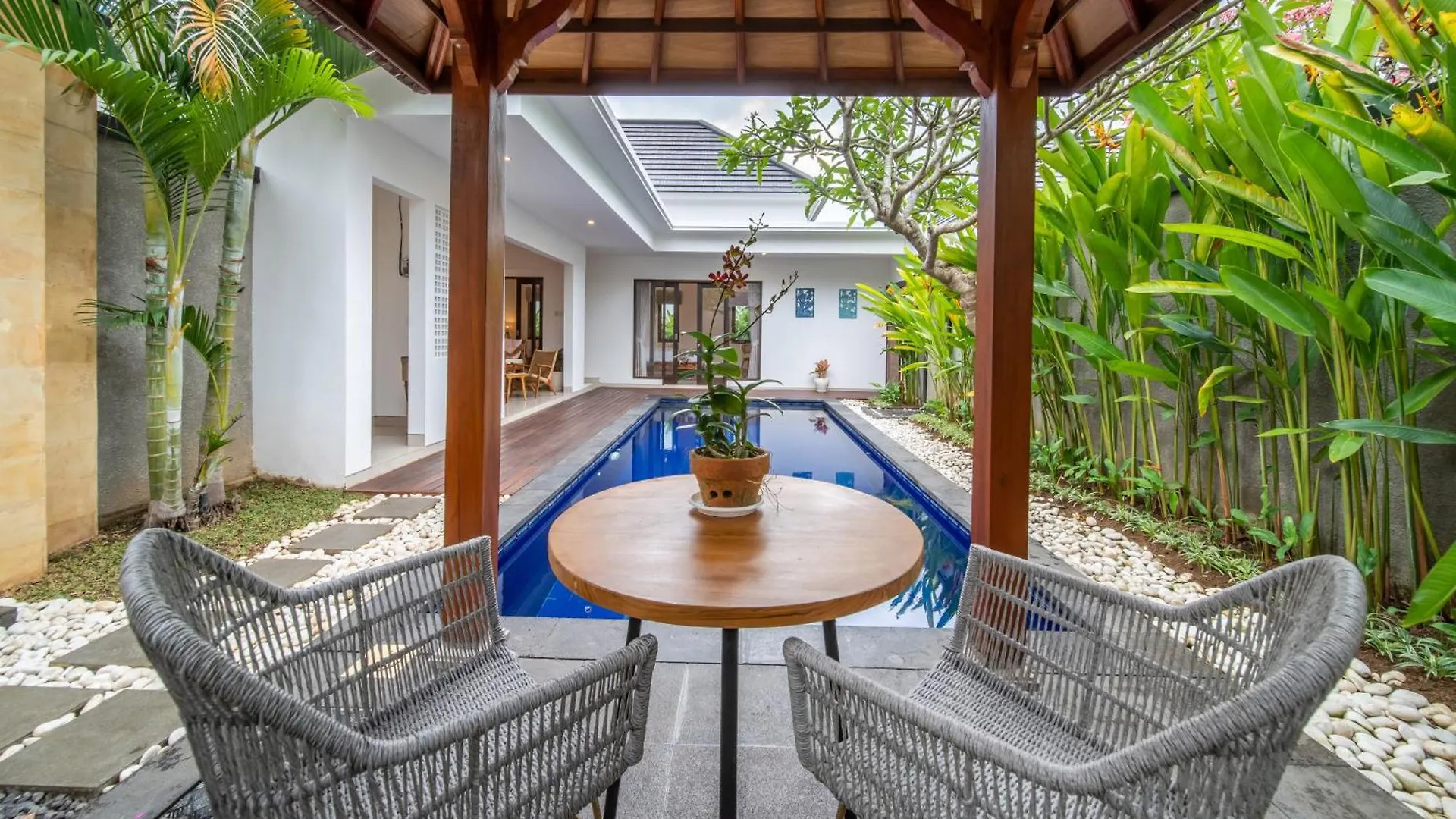 Arts Biyu Villa Two-Bedroom With Private Pool Kuta Seminyak   Seminyak (Bali)