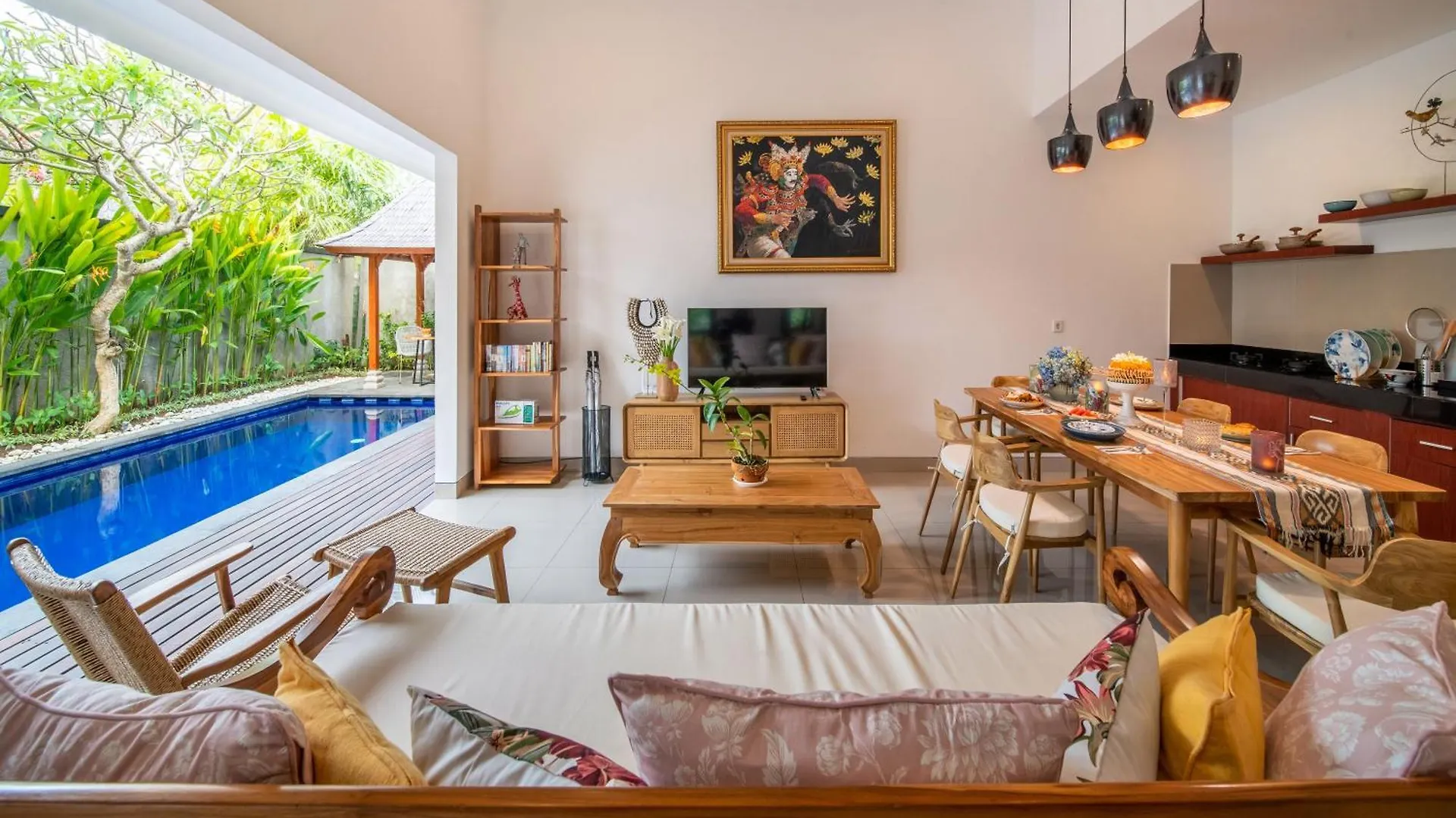Arts Biyu Villa Two-Bedroom With Private Pool Kuta Seminyak   Seminyak (Bali)