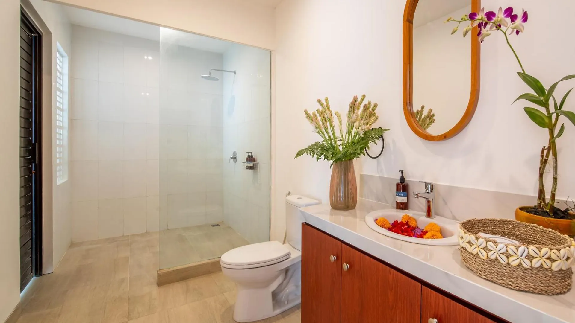 Arts Biyu Villa Two-Bedroom With Private Pool Kuta Seminyak